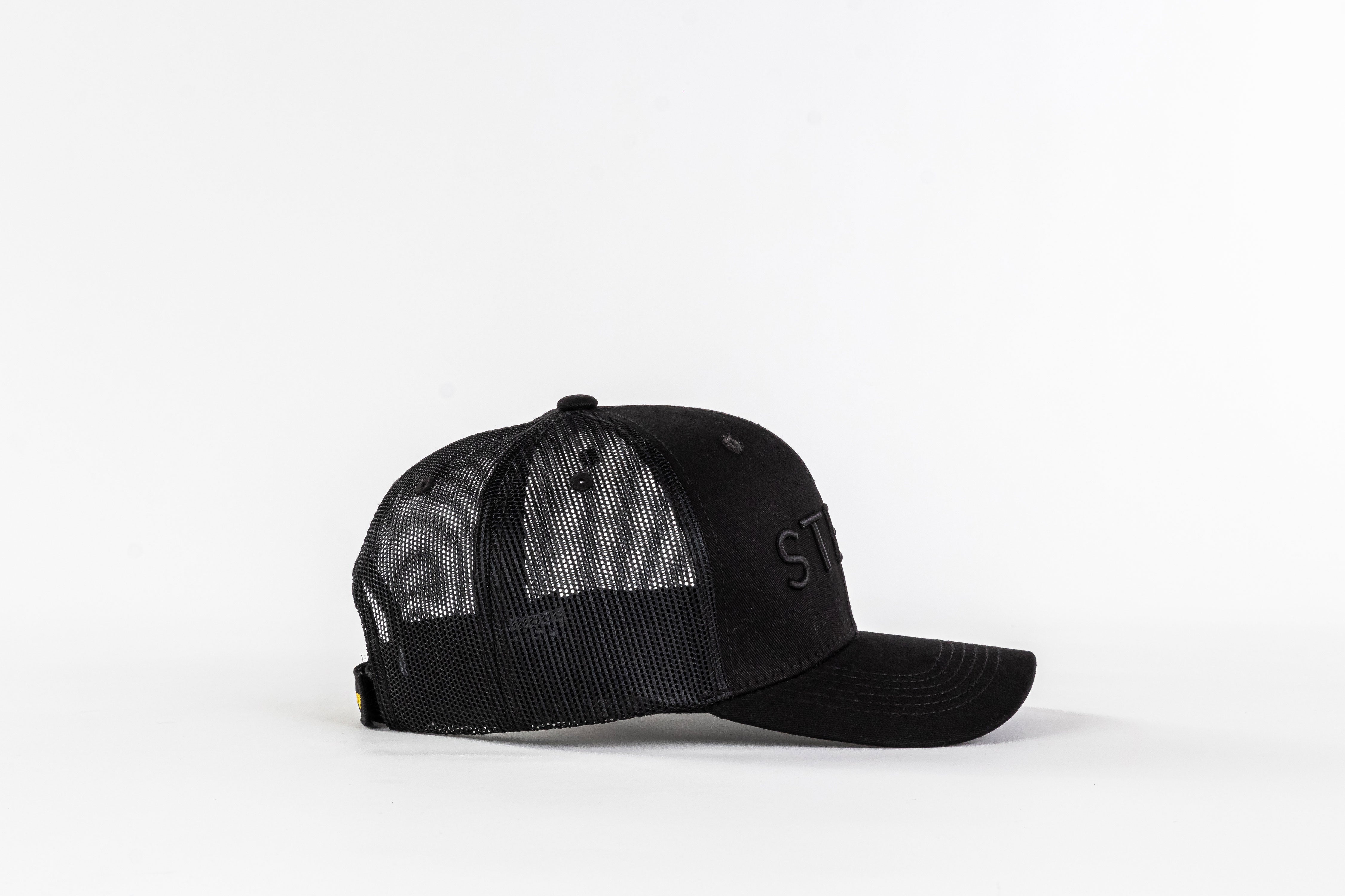 The STEEN Retro Trucker Hat