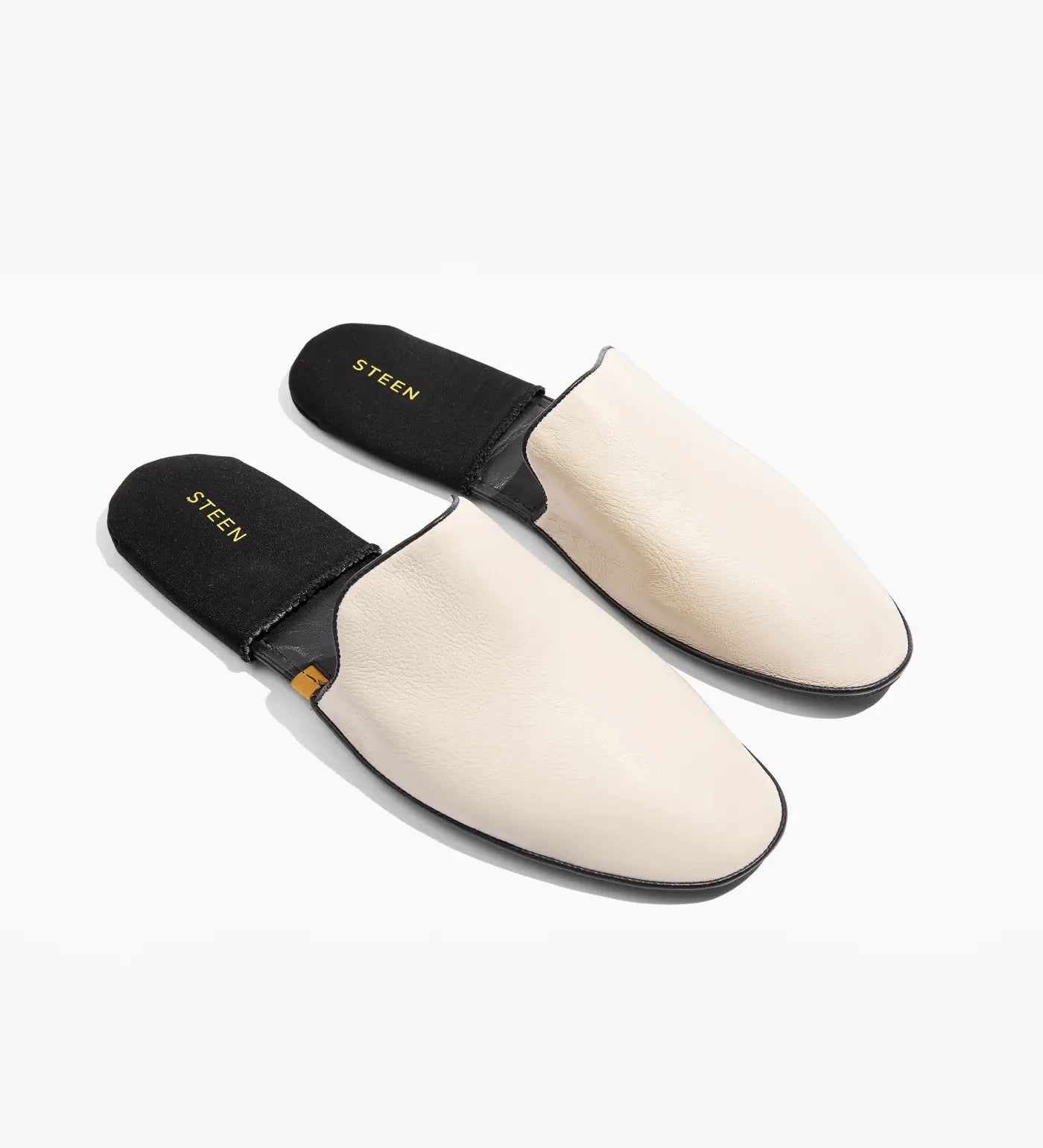 Women’s Crocodile Embossed Leather Foldable Slippers